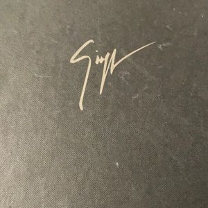 Open toe Black suede Giuseppe Zanotti Shoes.